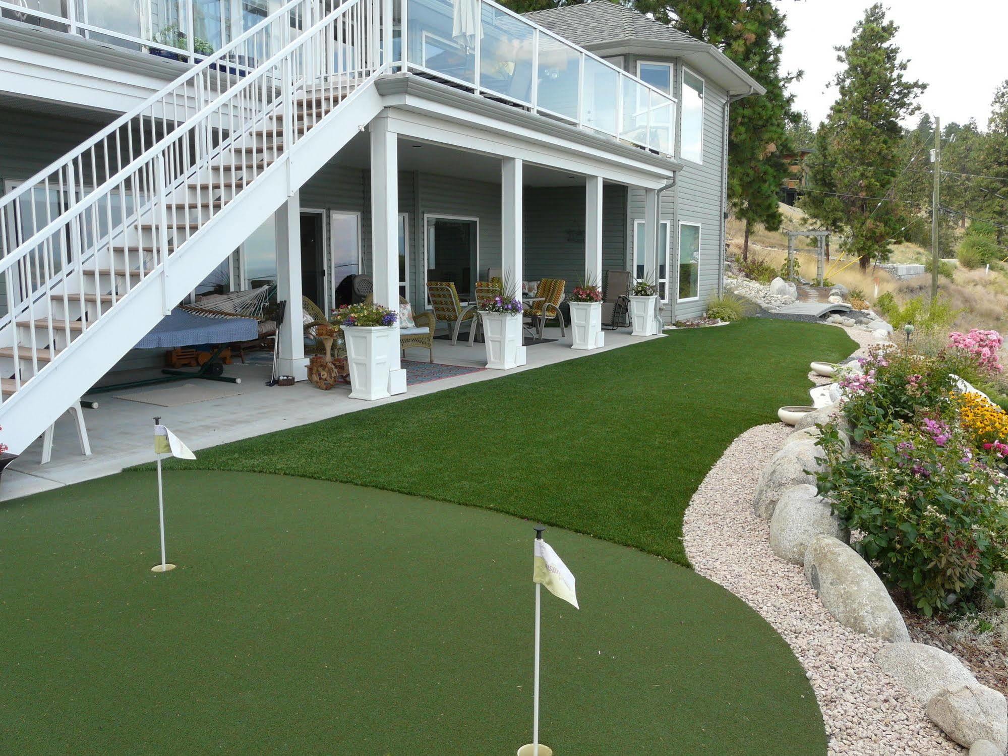 Heartstone B&B Peachland Bagian luar foto