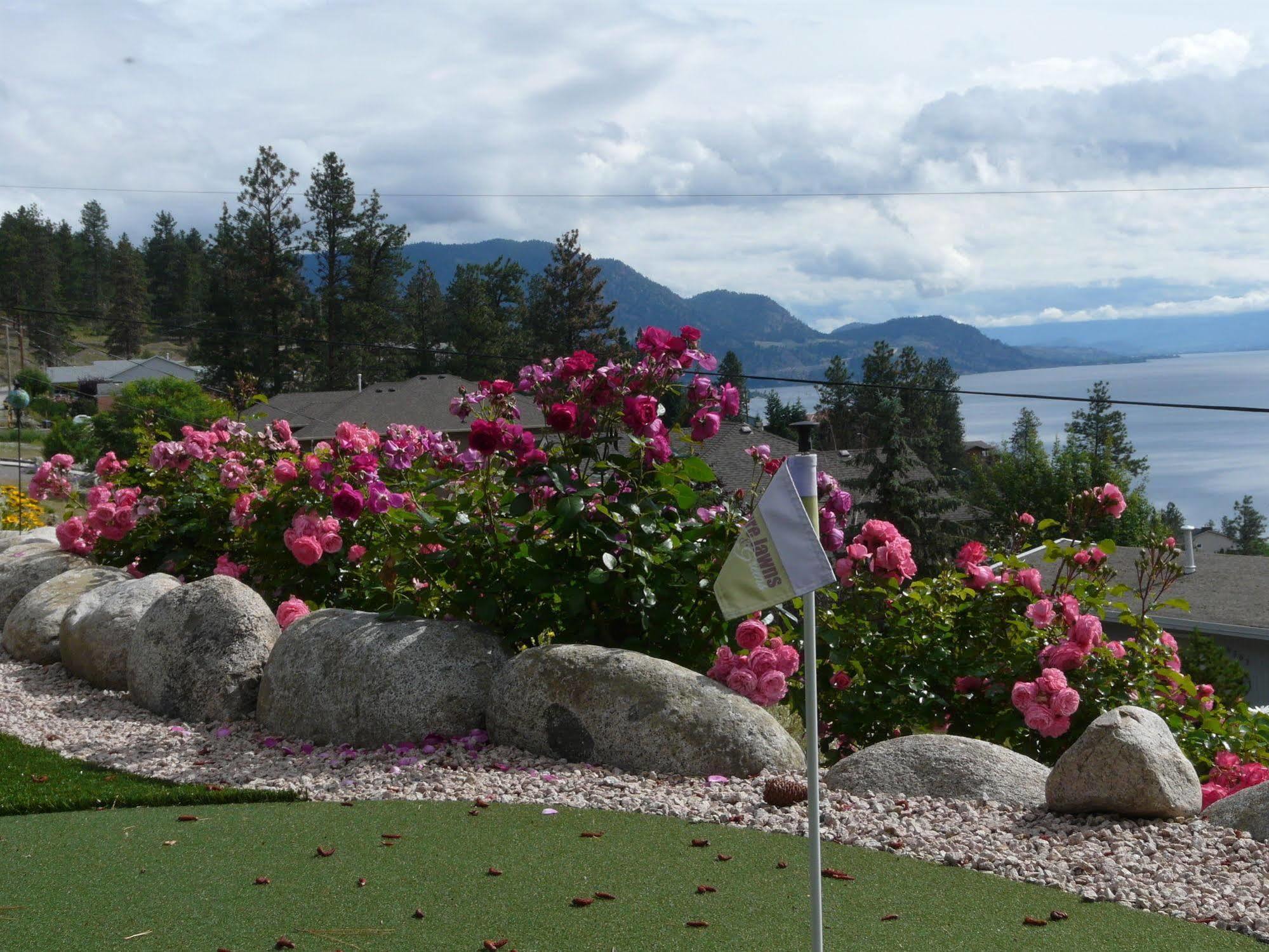 Heartstone B&B Peachland Bagian luar foto