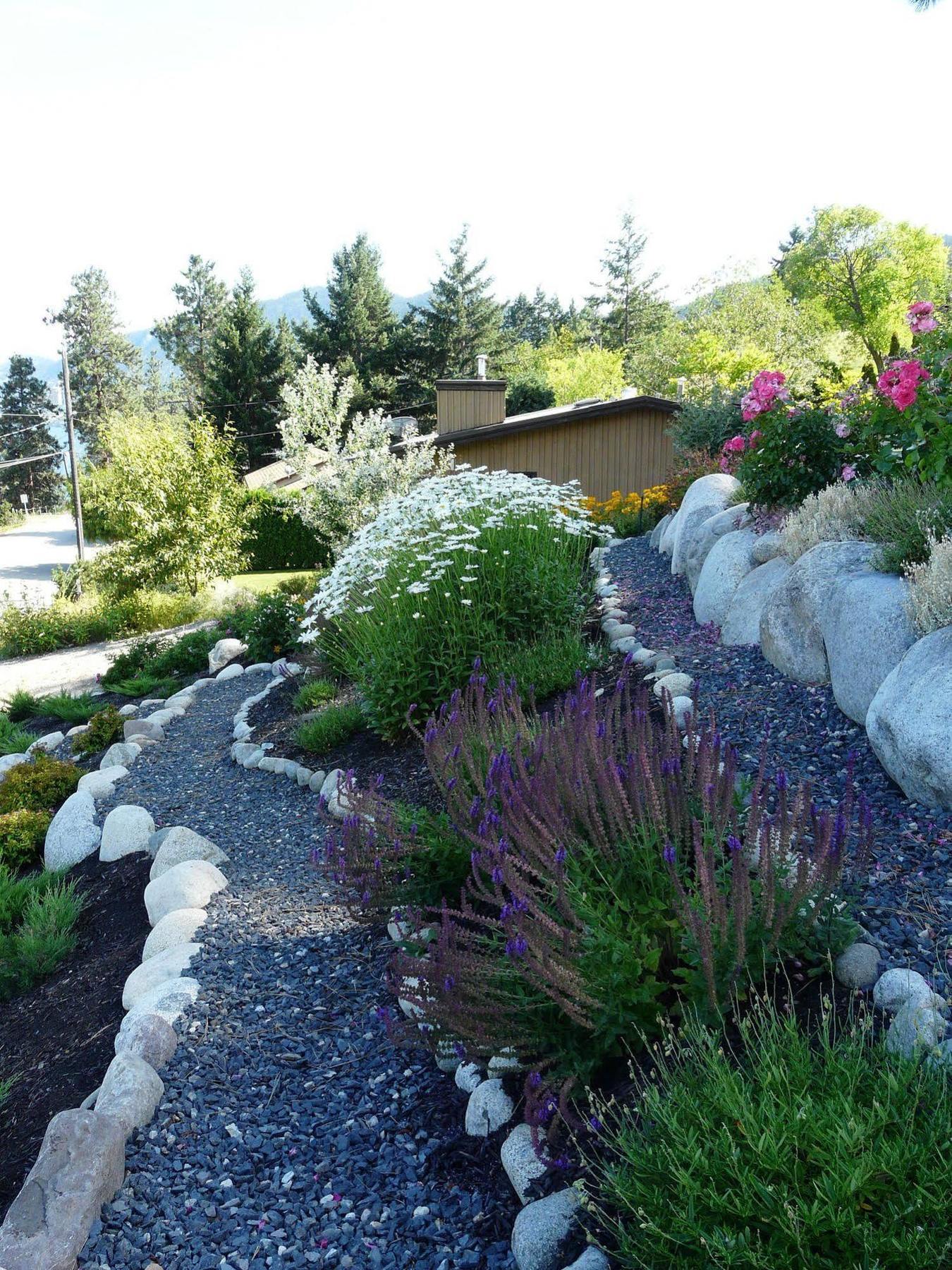 Heartstone B&B Peachland Bagian luar foto